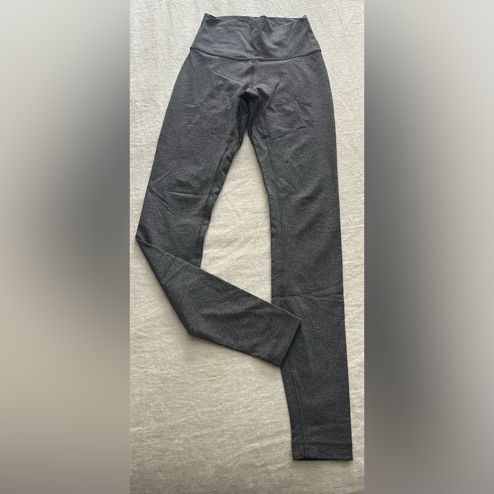 Women’s Lululemon Grey Leggings size 4